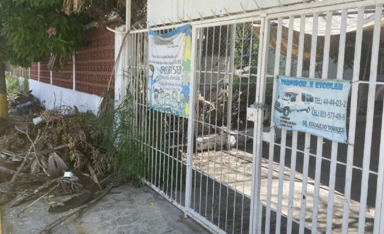 A una semana del ciclo escolar, escuelas están en el abandono