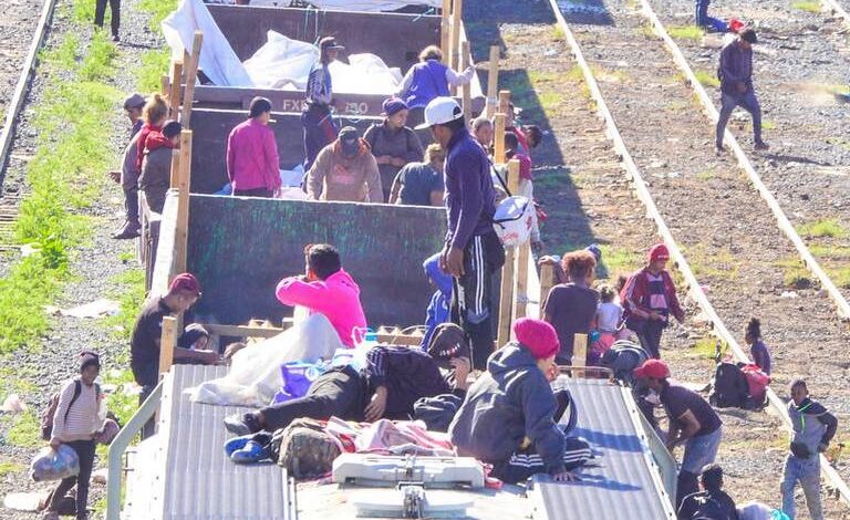 Es una verdadera crisis humanitaria, no politiquerías: Santiago de la Peña