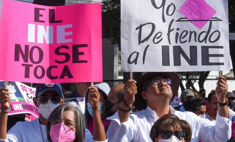 “Vamos a ir a la marcha para defender nuestro trabajo”, claman trabajadores del INE