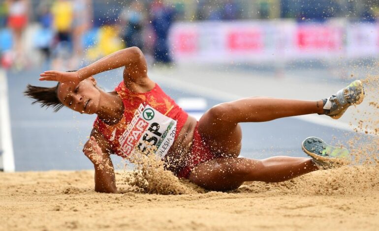 Ana Peleteiro denuncia “un enorme acoso” en las redes sociales