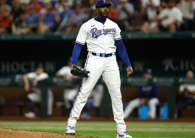 Aroldis Chapman da triunfo a Rangers de Texas sobre Rays