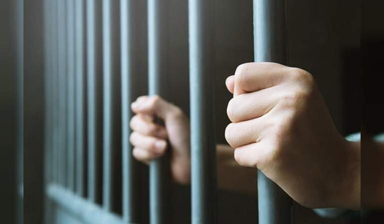 Dan 90 cadenas perpetuas a autor de masacre en El Paso, Texas