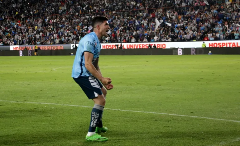 El goleador argentino Nicolás Ibáñez ficha con los Tigres UANL