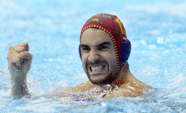 España se niega a bajar del podio: conquista el bronce ante Serbia