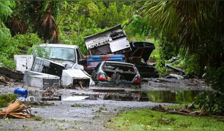 Florida es azotada por Huracán Idalia, deja inundaciones severas