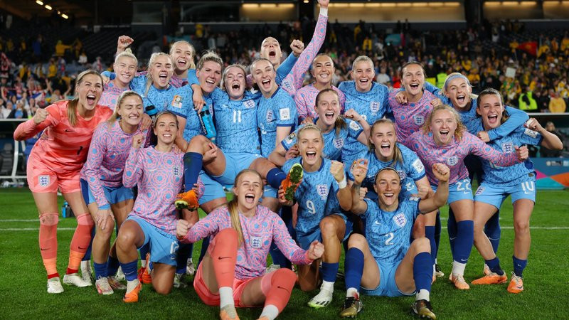 Inglaterra hace historia y clasifica su primera final en un Mundial Femenil tras vencer a Australia