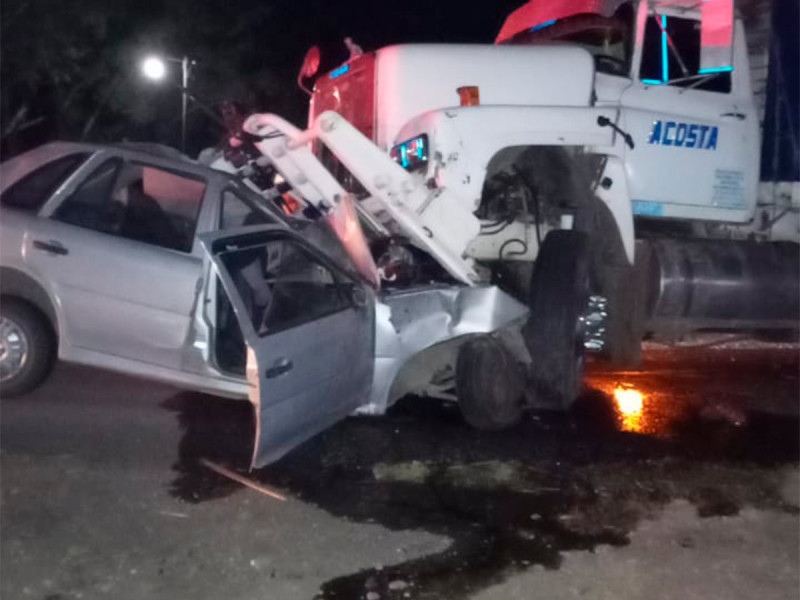 Madre e hijo mueren en accidente carretero en Veracruz
