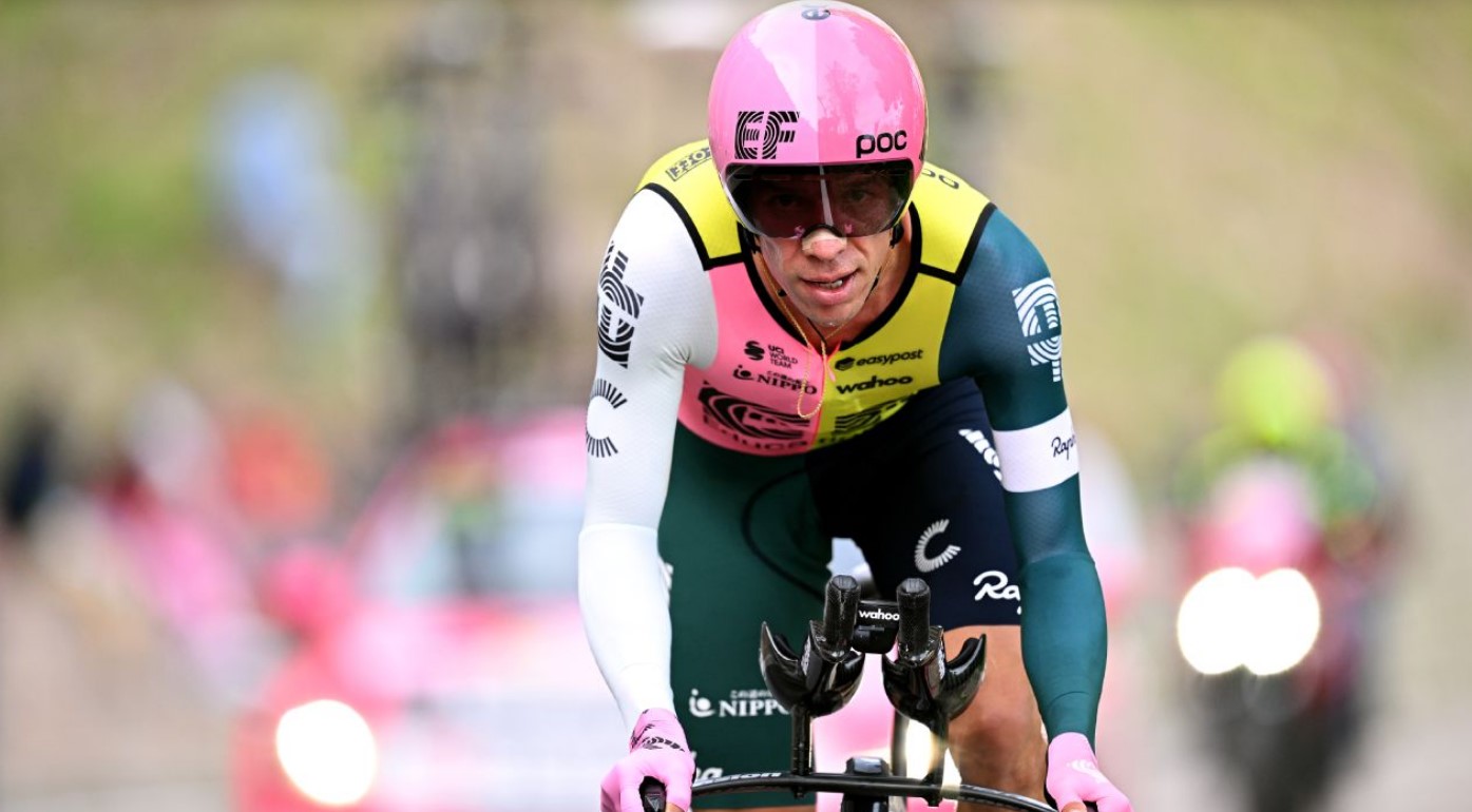 Rigoberto Urán pasó con altura la etapa 2 del Tour de Suiza y asciende en la general, así quedó