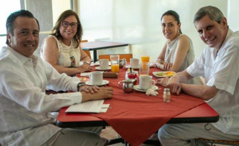 Sheinbaum de gira en Veracruz; la acompaña su prometido Jesús María