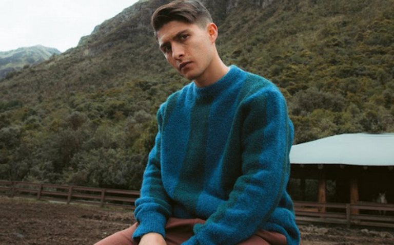 Alex Ponce vive el duelo amoroso junto a sus fans