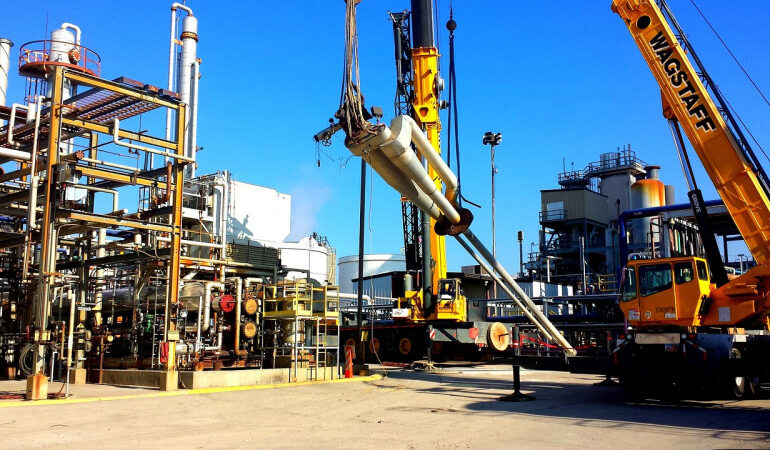 EU levanta temporalmente sanciones sobre el petróleo y el gas de Venezuela