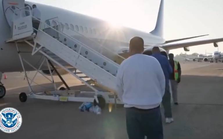 Han salido 112 vuelos de repatriación de migrantes de EU