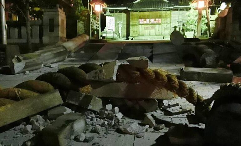 Terremoto en Japón causa importantes daños; activan alerta de tsunami