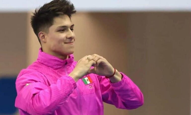 Osmar Olvera avanza a la final en la Copa del Mundo de Clavados