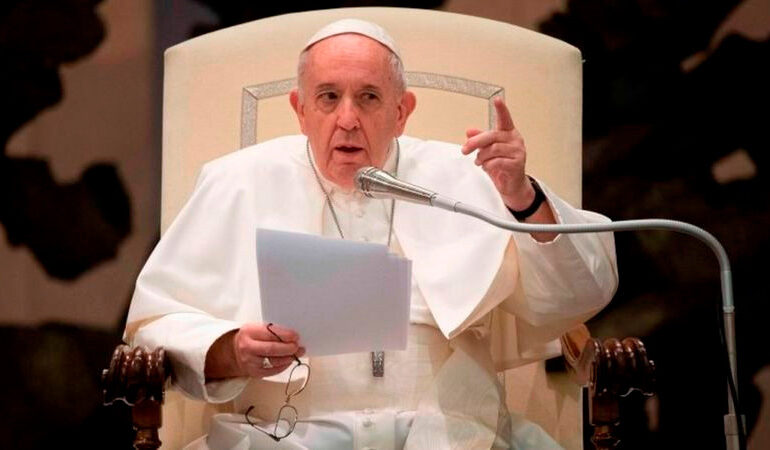 Papa Francisco presidirá Vigilia del Sábado Santo, confirma Vaticano