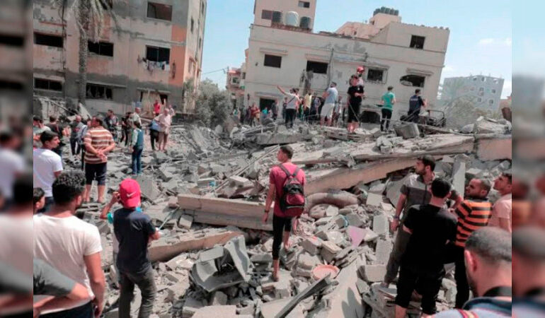 Ataques aéreos israelíes sobre Gaza dejan saldo de al menos 153 muertos en las últimas 24 horas