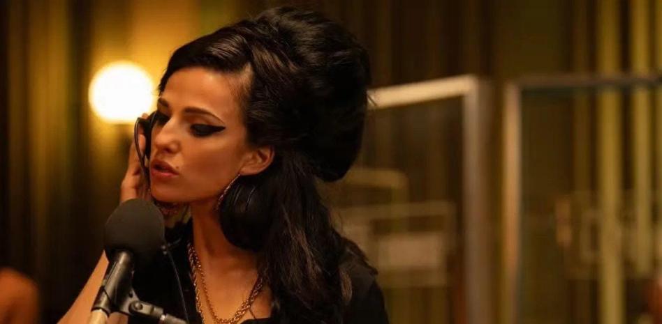 Película “Back to black” retrata el legado de Amy Winehouse