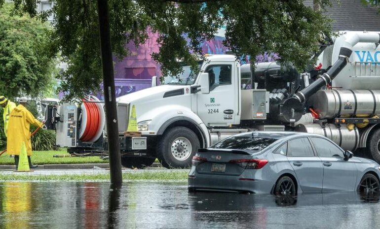 Debby provoca cinco muertos y fuertes lluvias en el sureste de EU; va rumbo a NY