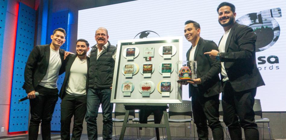 La Arrolladora Banda El Limón, una banda que ha logrado trascender