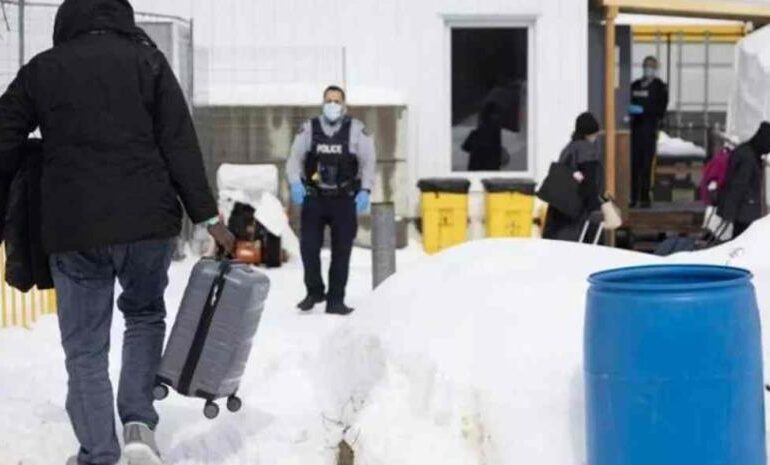 Canadá elimina permisos laborales para visitantes extranjeros