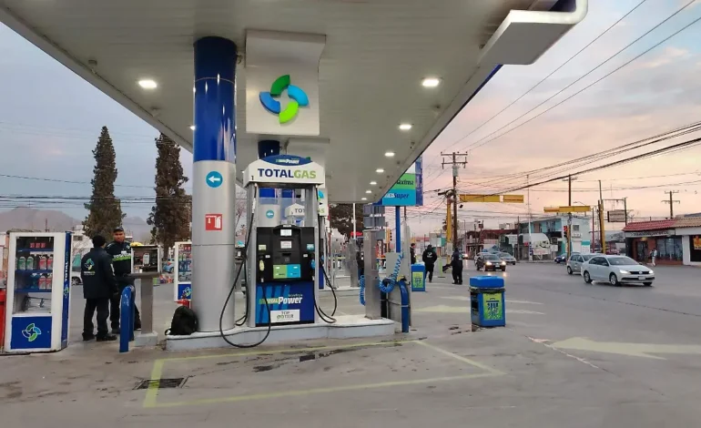 Gasolina presenta variaciones; precios alcanzan hasta los 22 pesos