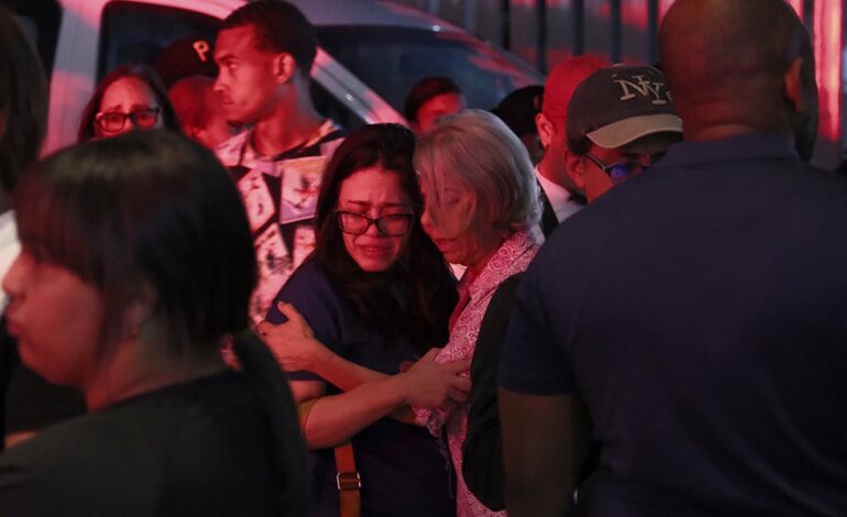 Suman 113 muertos tras el derrumbe en una discoteca dominicana