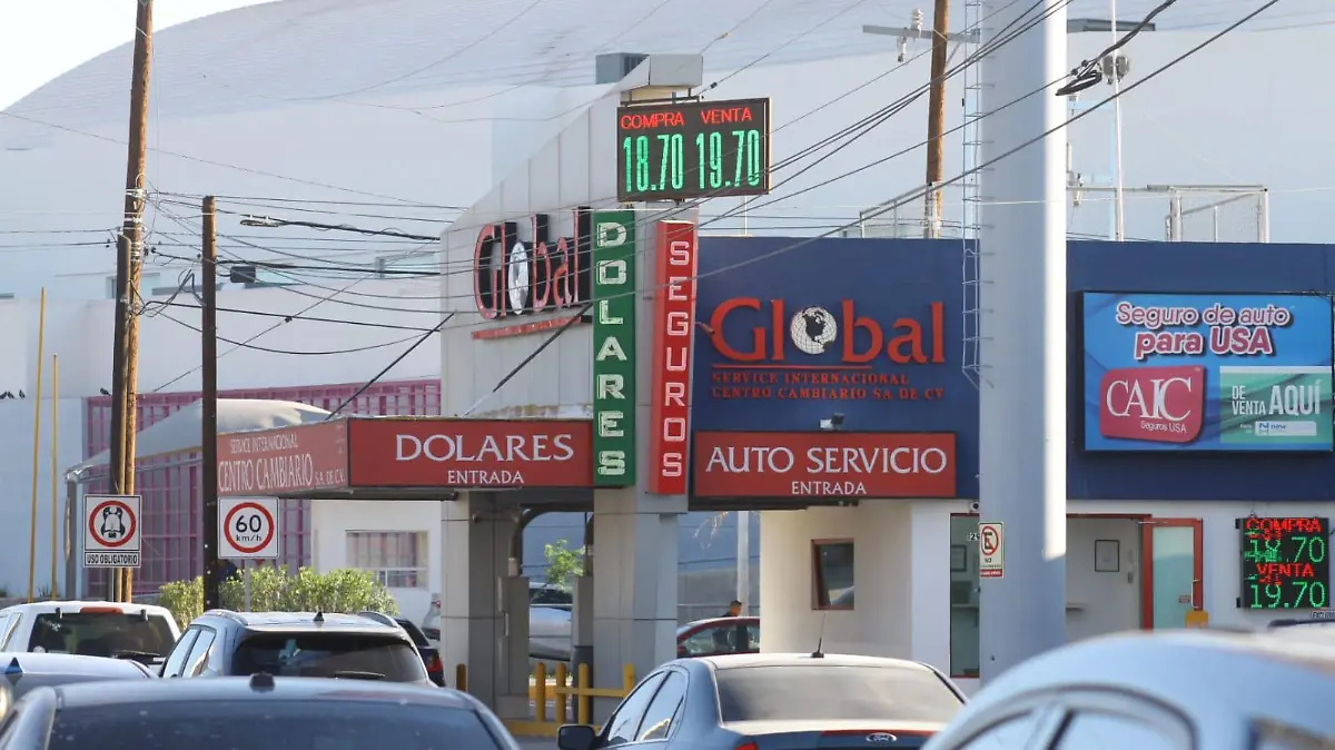 Cotizan dólar en 19.70 la venta y 18.70 la compra en Ciudad Juárez