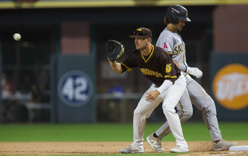 Chihuahuas derrotan a Rainiers