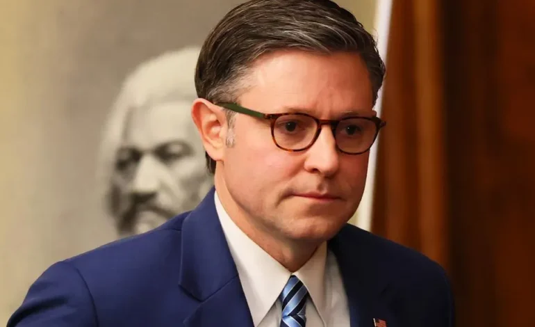 El Departamento de Justicia admite haber rastreado el historial de búsqueda de archivos de Epstein de legisladores