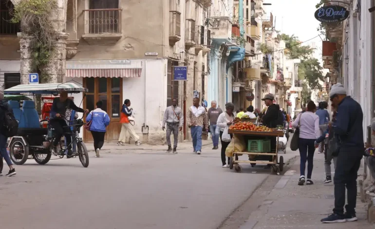 EU advierte a Cuba que debe realizar ‘drásticos cambios muy pronto’